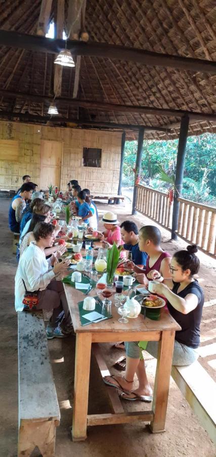 Shipati Lodge Misahualli Bagian luar foto